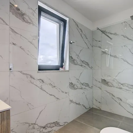 Dom wakacyjny Luxusvilla Mit Pool, Jacuzzi, Ping-pong, Billard *
