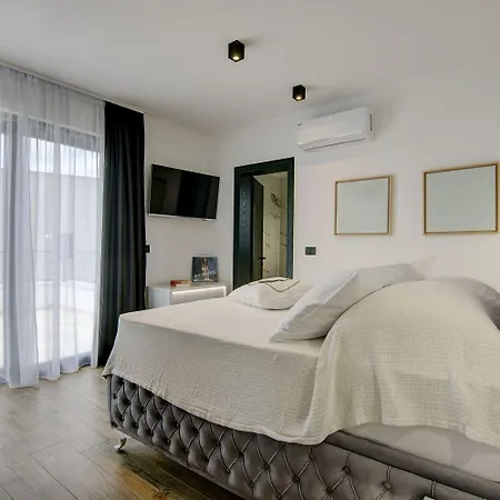 Dom wakacyjny Luxusvilla Mit Pool, Jacuzzi, Ping-pong, Billard *